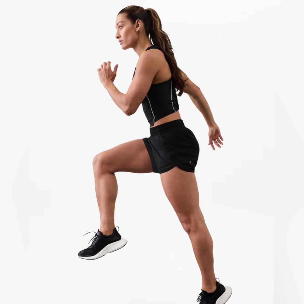 Athleta Mesh Racer Run 4” Short
